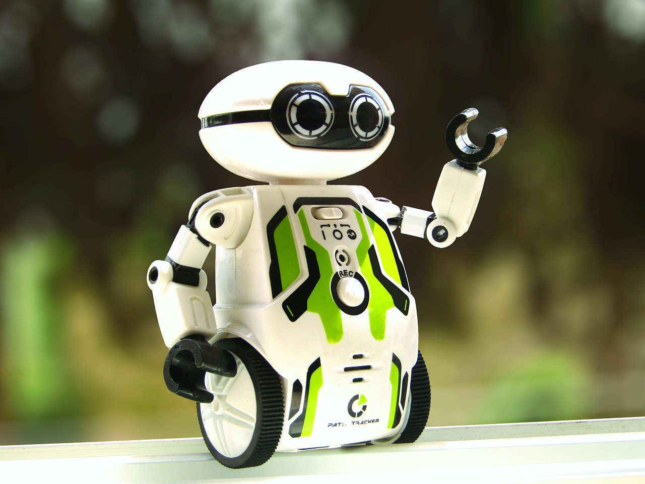 ucloud实名账号：开户送钱平台